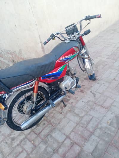 "Well Maintained Bike for Sale - Low Mileage - Multan Registered"