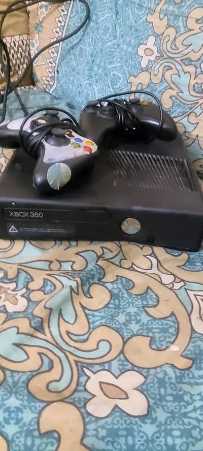 Xbox 360 jailbreak slim 250 + 70 gb