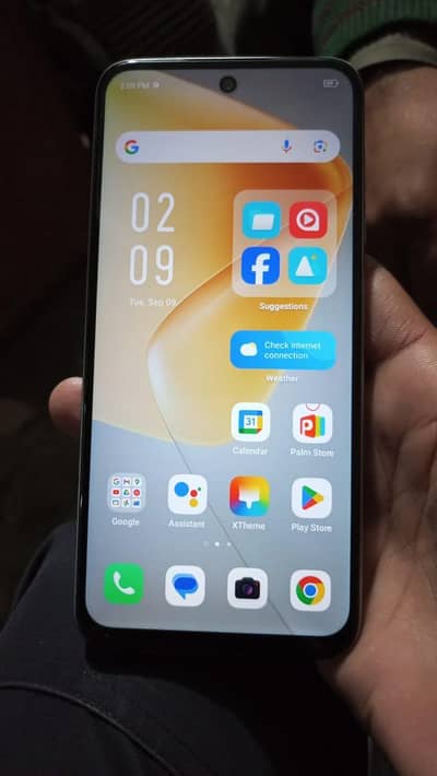 infinix hot 50i 6+4 128  condition 10/9.5