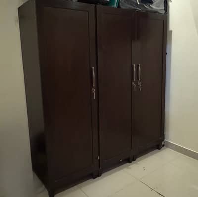 3 door wardrobe 10/10 condition