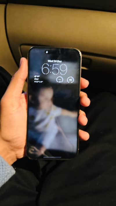 Iphone 16 pro max Read ad