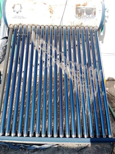SOLAR GEASYER FOR SALE ONLY  EXCEPT WATER STORAGE TANK