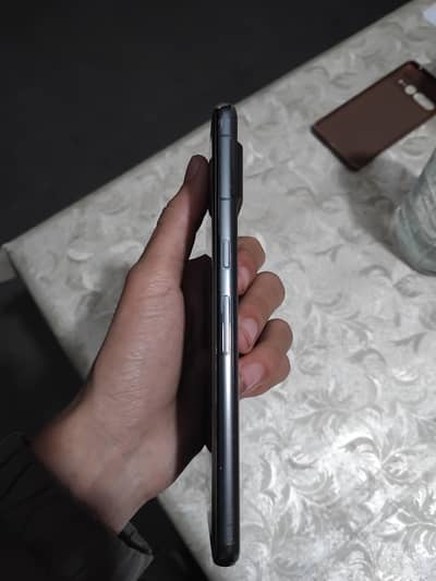 google pixel 7 pro dot peace