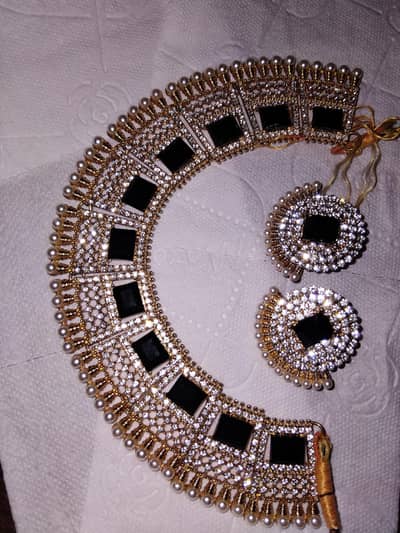 jewellery set