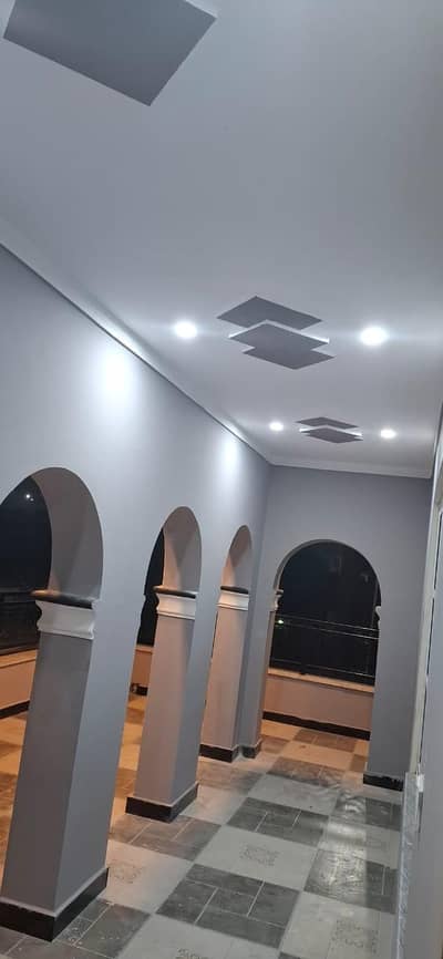 Beautiful luxurious upper portion available for rent G-13