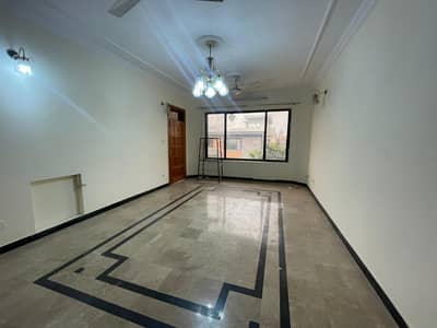 35x80 Upper Portion Available On Rent Located In I-8 /3