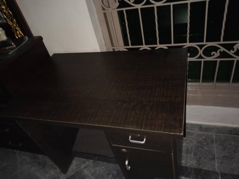 Study Table for Students 1