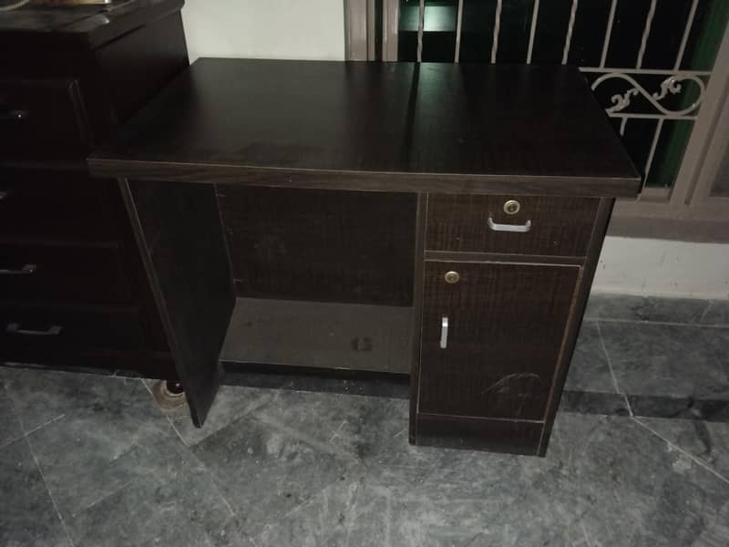 Study Table for Students 2