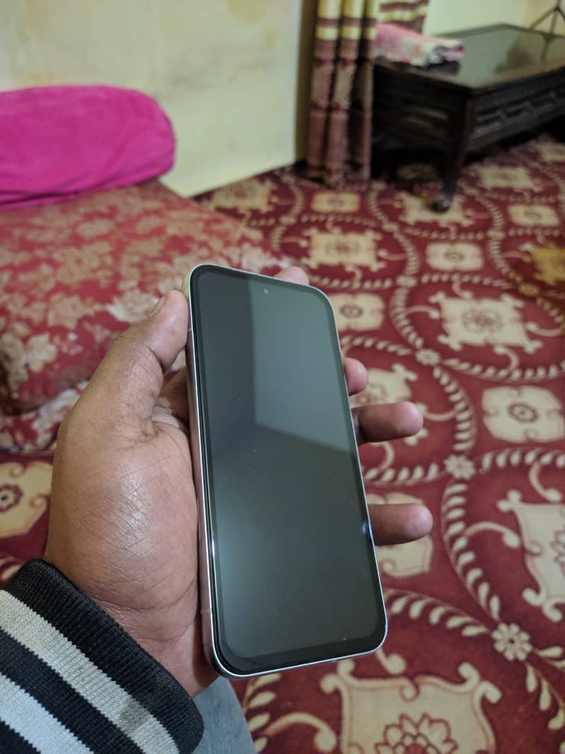 Google Pixel 8a 1
