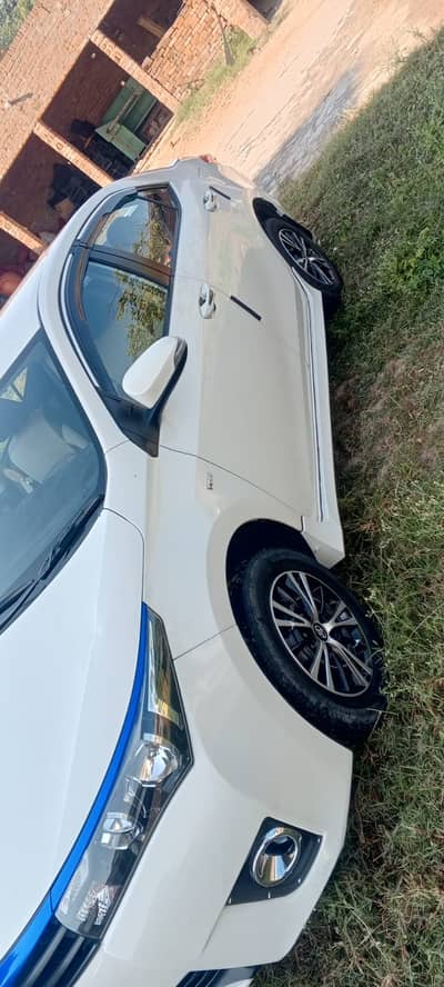 Toyota Corolla GLI Automatic 2016