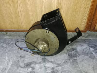 air/ac blower motor Toyota Corolla 82