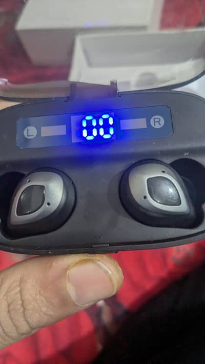 T14D Bluetooth V5.0 true wireless earbuds