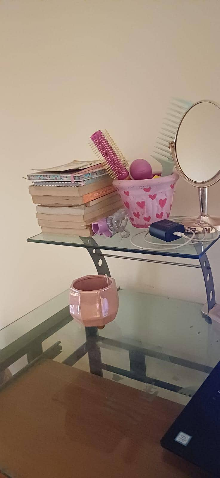 computer table/work station 6