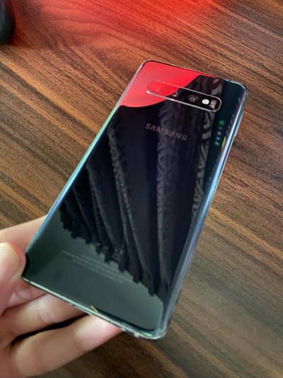Samsung S10 (8gb+128gb)