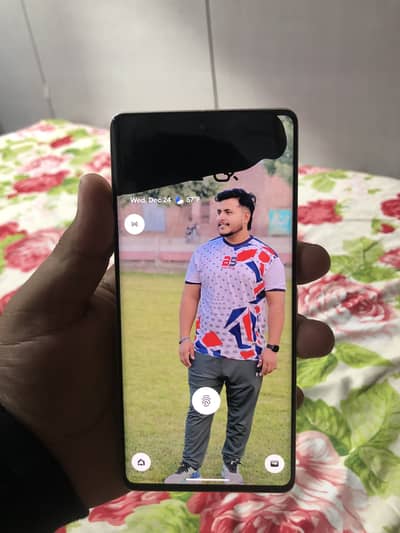 12/128 ha fon ki condition boht achi ha