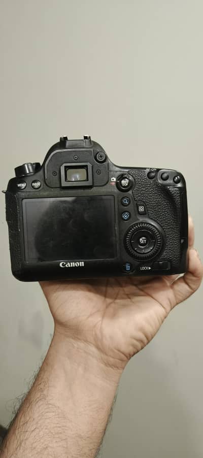 Canon 6D 50mm lense canon 1.8 batry charger