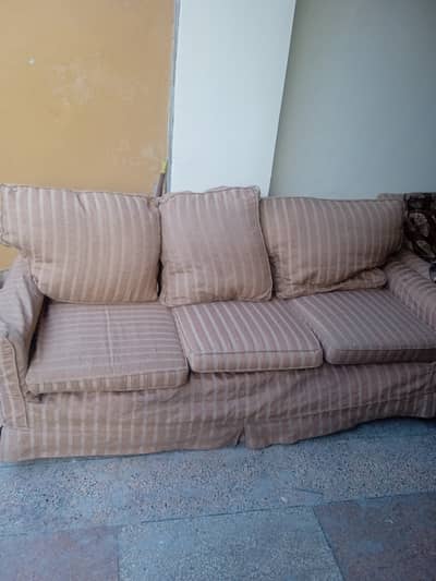Imported Sofa King Size , Good Condition For sale @03455893955