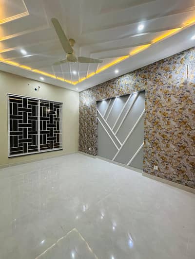 8 Marla Single Story Modern Design House For Sale