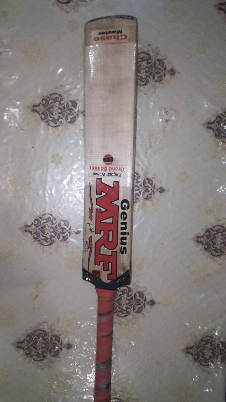 MRF BAT 2