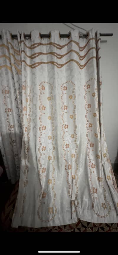 Home used Curtains for sale