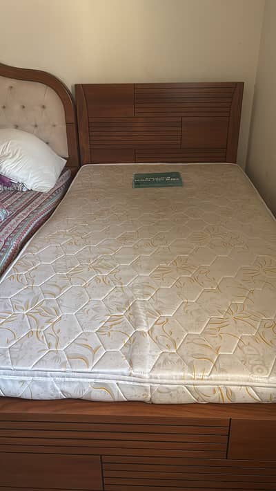 2 single bed hardly used