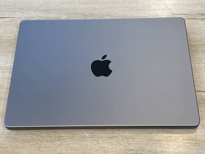 Macbook Pro 2021 M1 Pro 16/512 Space Grey MKGP3 Used 150 Battery Cout