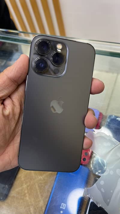 Brand new Condition iphone 13 pro 128gb Factory unlock 90 health