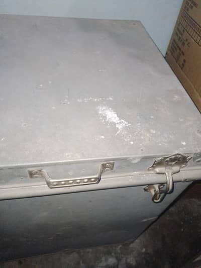 big size Paiti no rust on it . condition 10/10