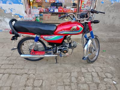 BIKE FOR SALE Crown CR 70  2017 ONLY 50000 RS Mob. 03011038422