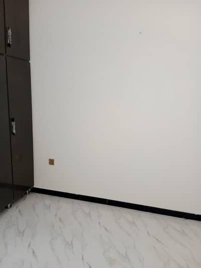 1 bed tv lounge kitchen apartment available for rent in Valencia town