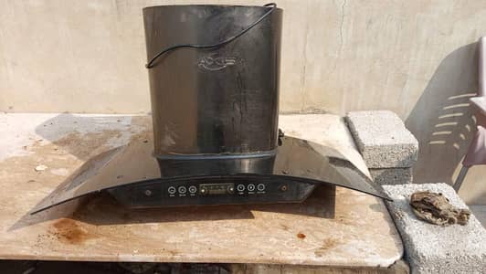 Kitchen Chimney / Cooker Hood for Sale – Excellent Condition