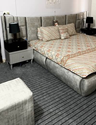 Bed set (king size)