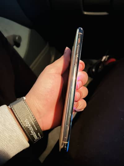 11 Pro Max -256GB Factory Unlock