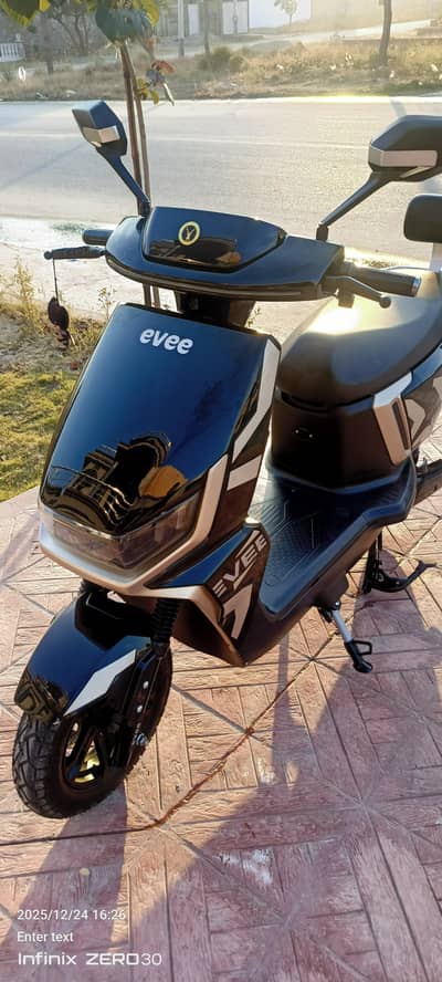 ELECTRIC SCOOTY EVEE GEN Z