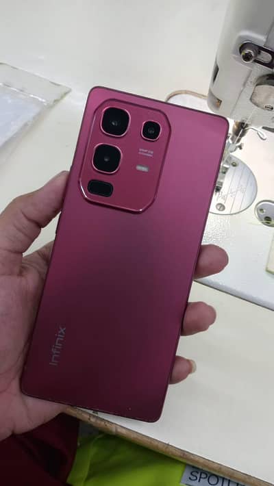 8/8 256 All ok 6 month warranty without power bank