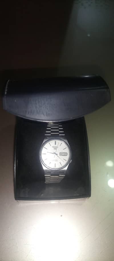 SEIKO 5 FOR SALE: Contact: o3o6 5579793