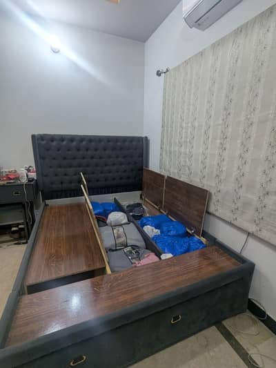 Double bed with shoe rack, Drawers & storage box for Sale