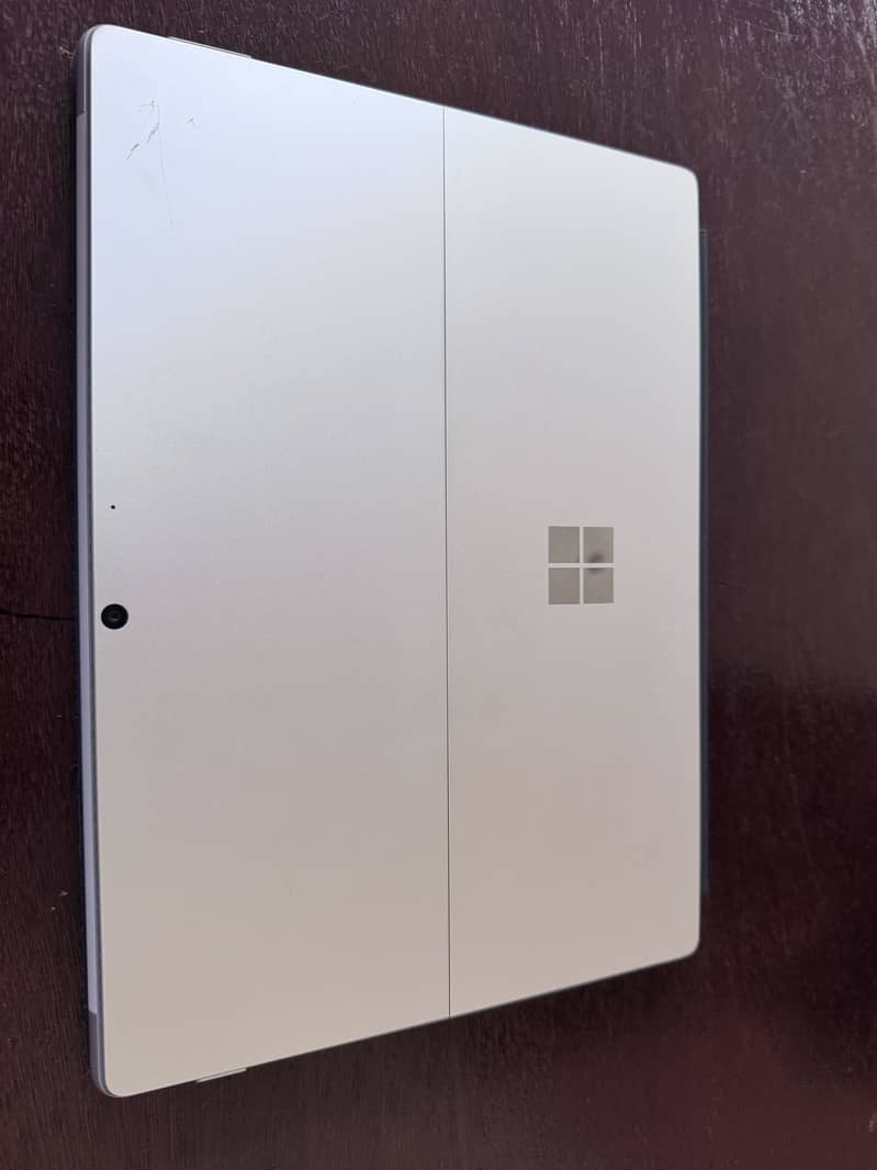 Microsoft surface pro 8 1