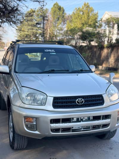 Toyota RAV4 model 2001 sport Jeep 4x4