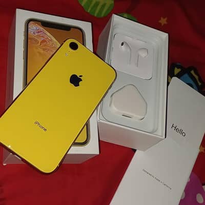 iphone XR official PTA approved 128 GB memory Whatsapp 03201209677