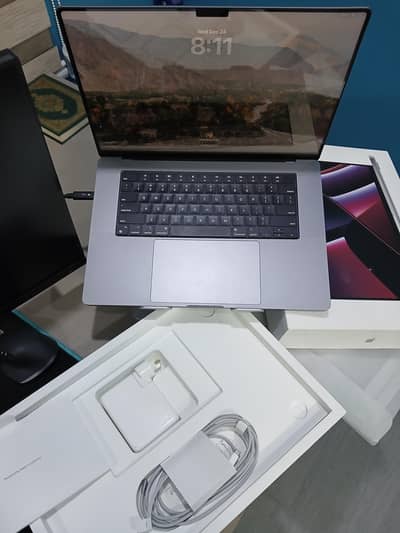 MacBook Pro M2 Pro 16 Inch | 16GB RAM | 512GB SSD