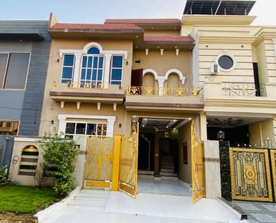 5 Marla Modern New House Available For Sale in block DD CITI Housing Gujranwala
