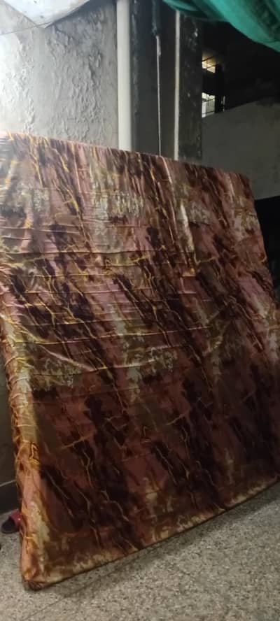 just like new 8 inch matress