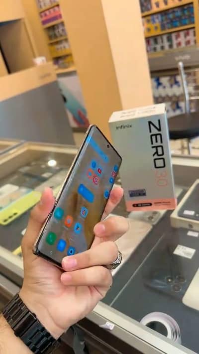 Infinix Zero 30 16 Ram 256 GB Momery Full box 03326744685