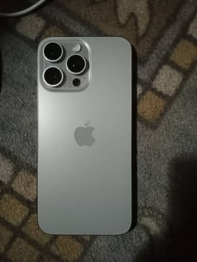 iPhone 15 pro max jv 256gb 10/10