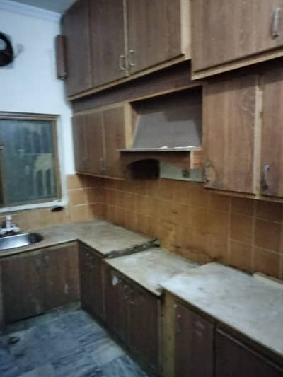 4 marla ground floor for rent