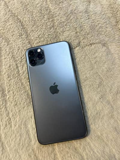 11 pro max 64 gb water pack 87 BH  factory unlock