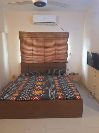 Bath island one bad bath kitchen fully furnished parking bank/ company only