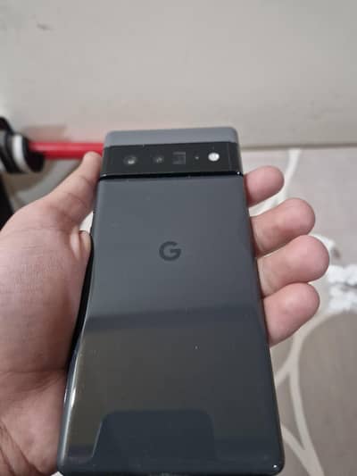 Pixel 6 Pro Shade in Screen