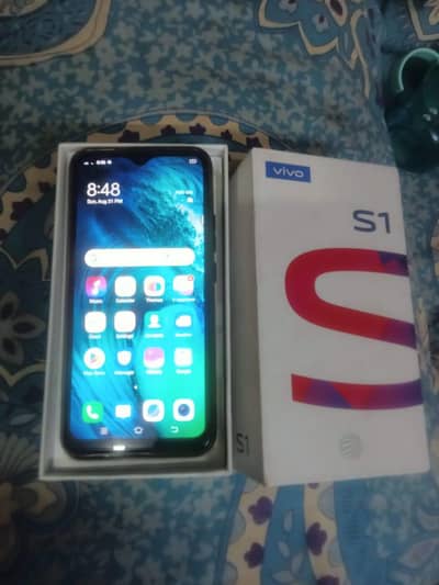 vivo s1 with box chargr